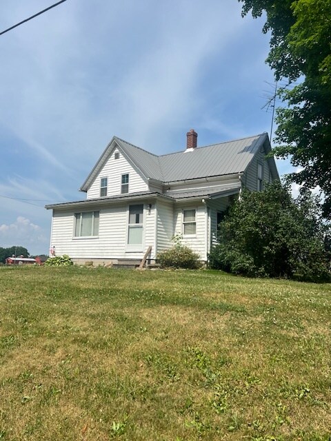 Primary Photo - 5382 Olivesburg-Fitchville Rd