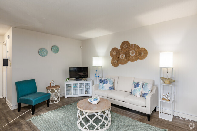 Interior Photo - Ocean Pebbles Apartments