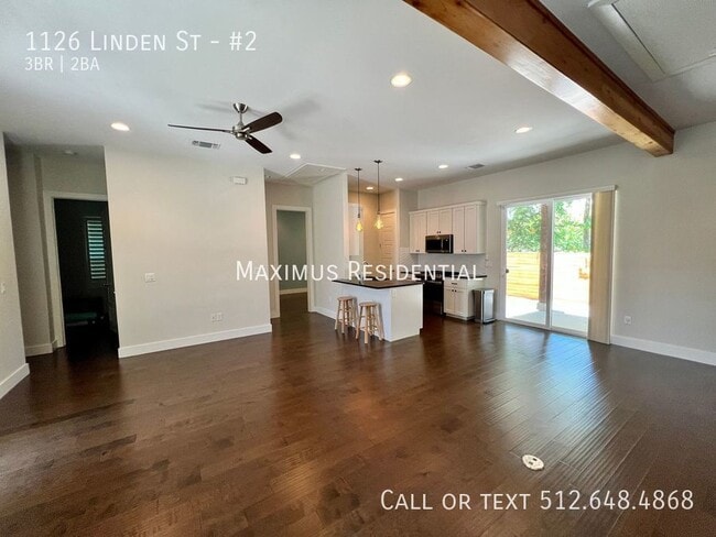 Building Photo - 1126 Linden St