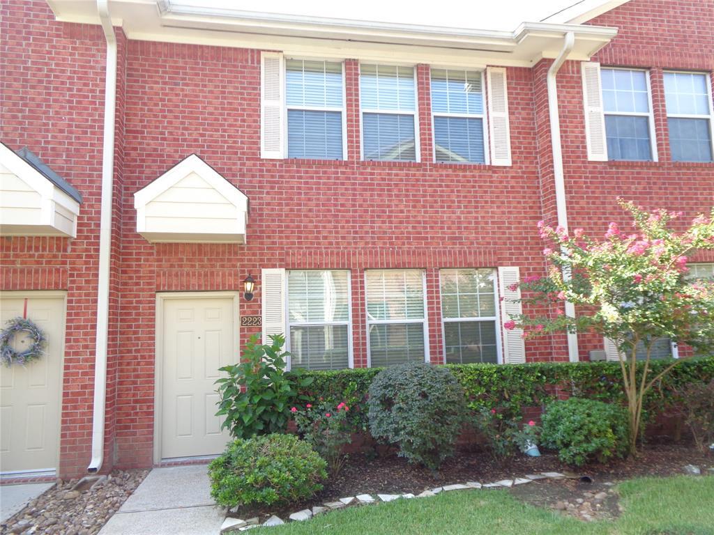 2223 Kemah Village Dr, Kemah, TX 77565 Condo for Rent in Kemah, TX