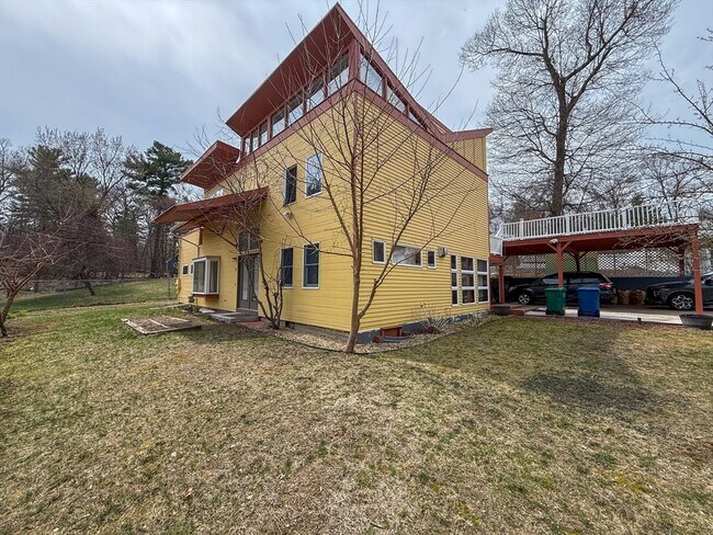 Foto del edificio - 5 Avondale Ave