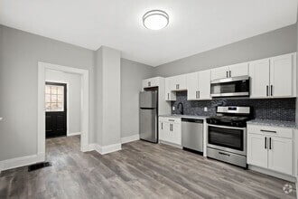 Building Photo - 2825 Shawhan Ave
