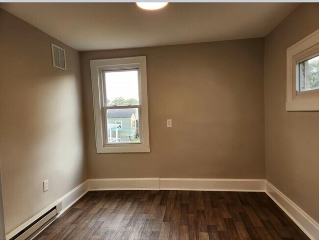 Foto del edificio - 6848 Buckingham Pl