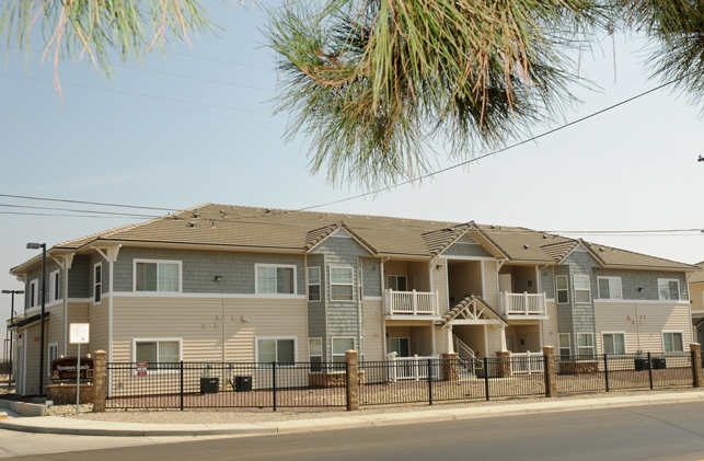 Primary Photo - Sycamore Family Apartments