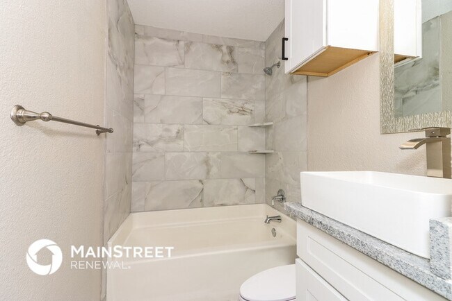 Foto del edificio - 1708 Joyce St