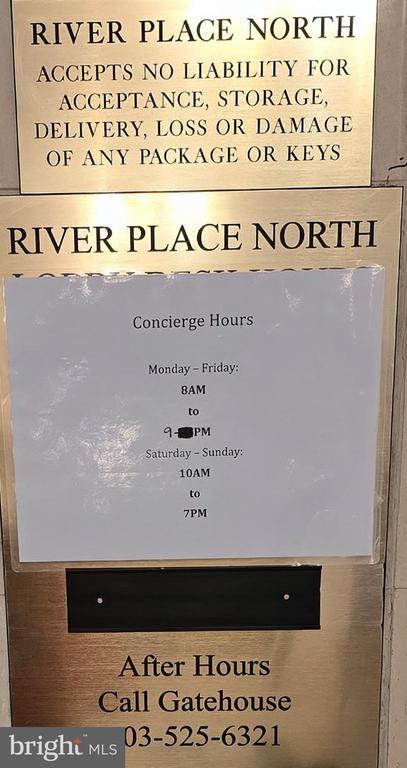 Building Photo - 1121 Arlington Blvd