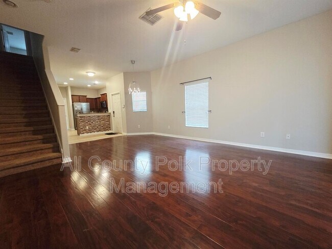 Foto del edificio - 4159 Shade Tree Lane