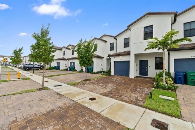 Building Photo - 23016 SW 129th Ct