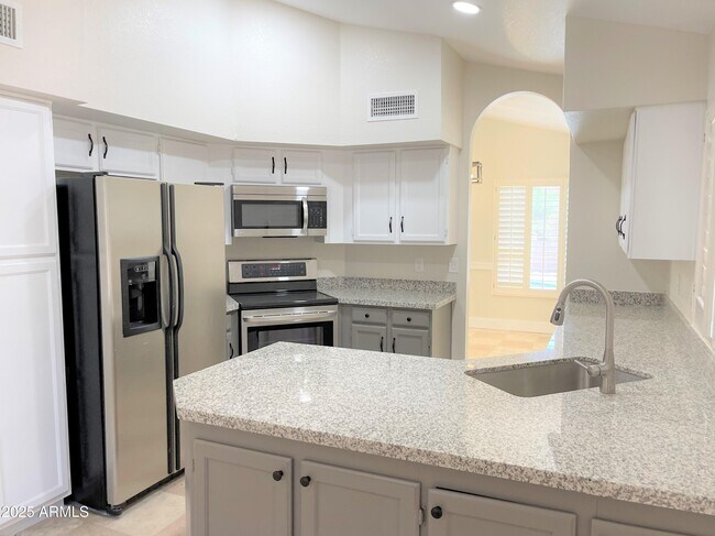 Foto del edificio - 13265 N 94th Way