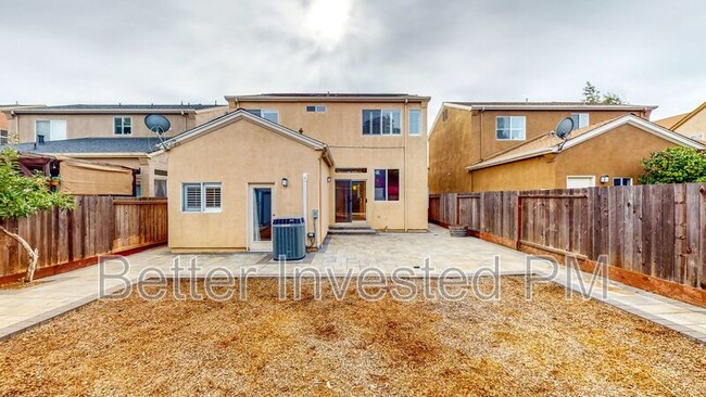 Building Photo - 2427 Bramble Way