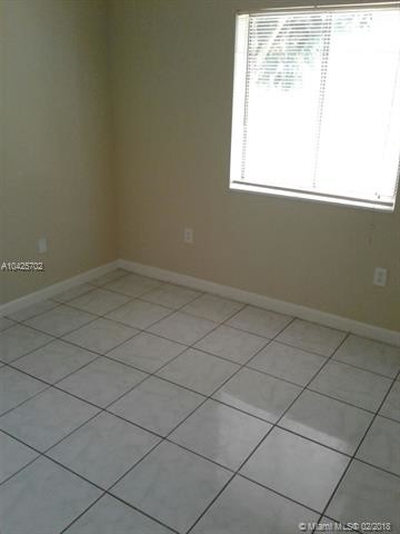 Foto del edificio - 6094 Forest Hill Blvd