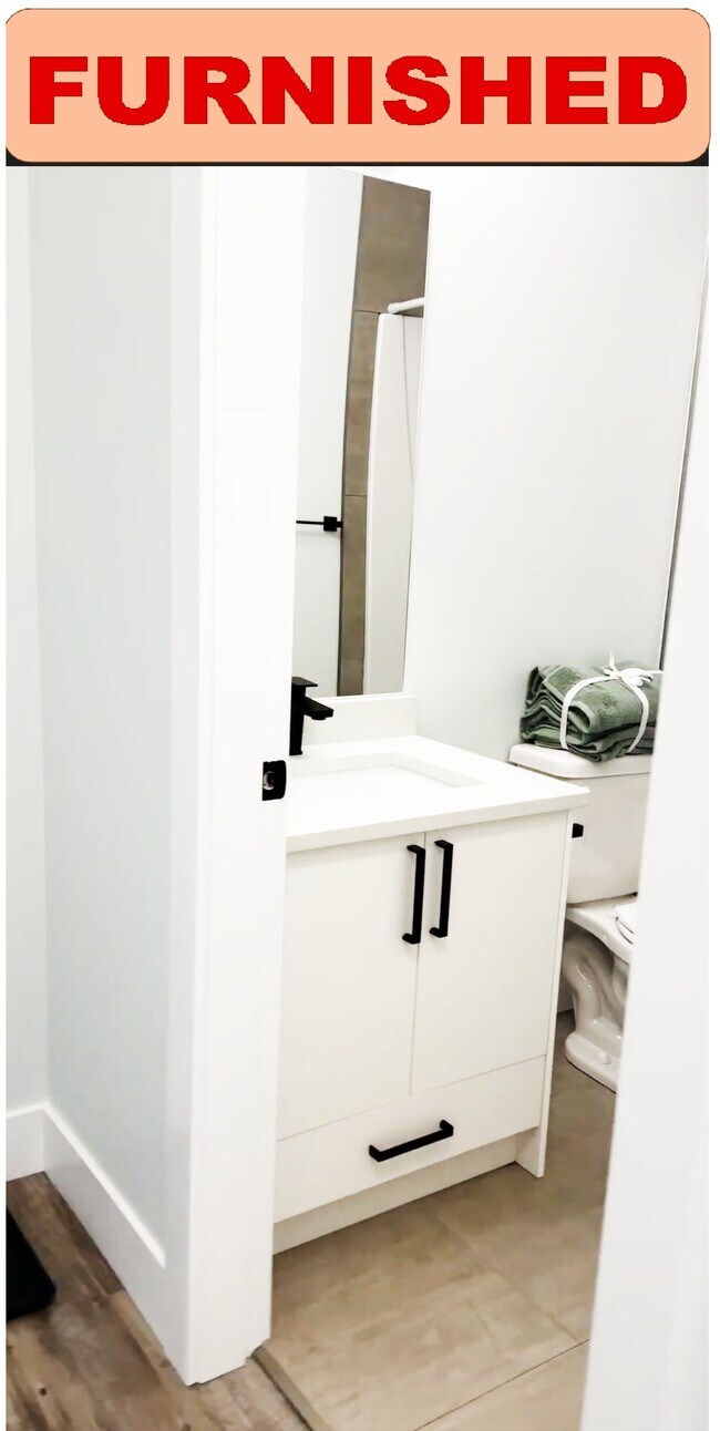 Photo du bâtiment - 8911 112 Ave