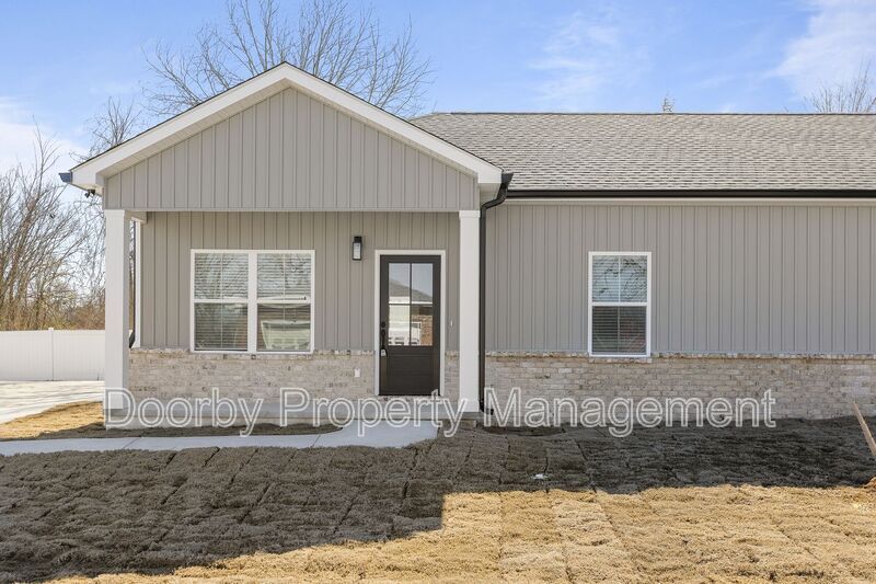 Foto principal - 24 Alden Ln