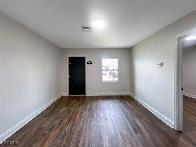 Building Photo - 25 Cypress St