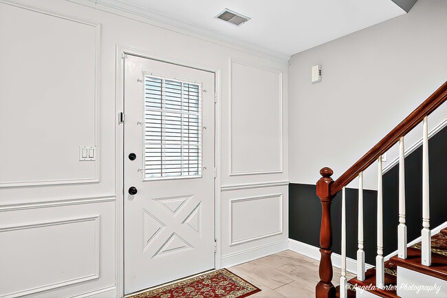 Foto del edificio - 1161 Hampton Ln