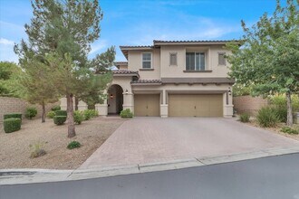 Building Photo - 12057 La Palmera Ave