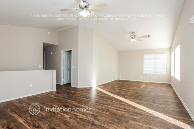 Building Photo - 7005 S 39th Dr