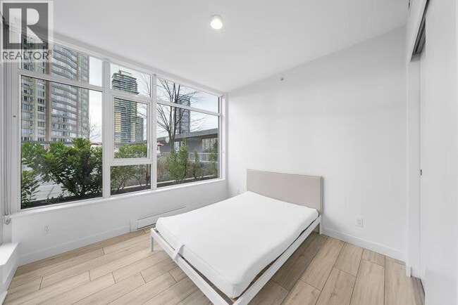 Building Photo - 6080 McKay Ave