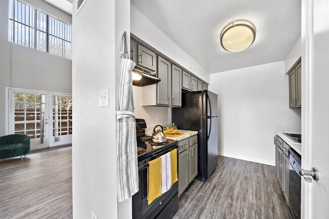 Foto del edificio - 3737 Watonga Blvd