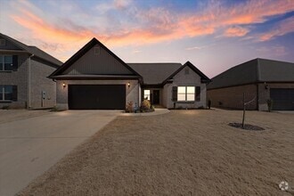 Building Photo - 109 Sublett Dr