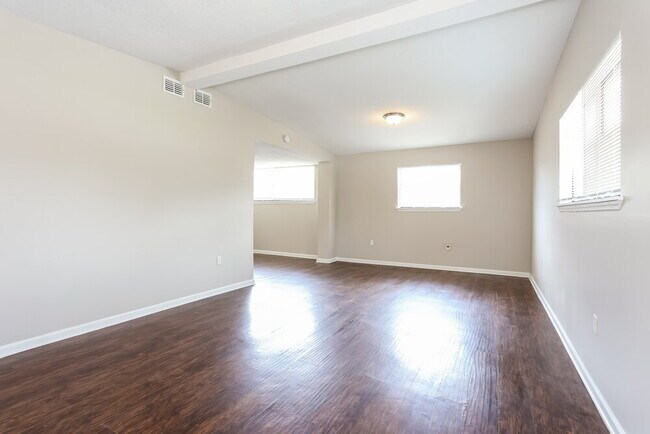 Building Photo - 1609 Morgana Rd