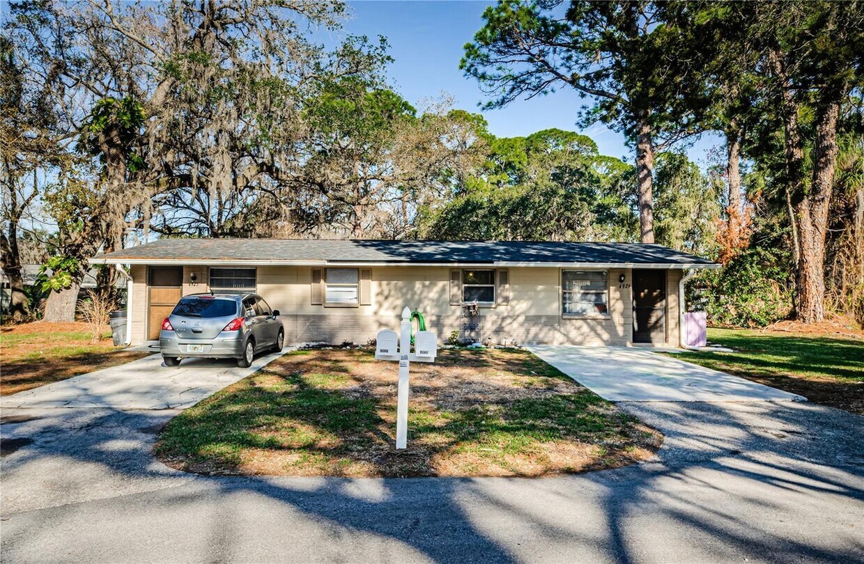 Foto principal - 4929 Ladyfish Ct
