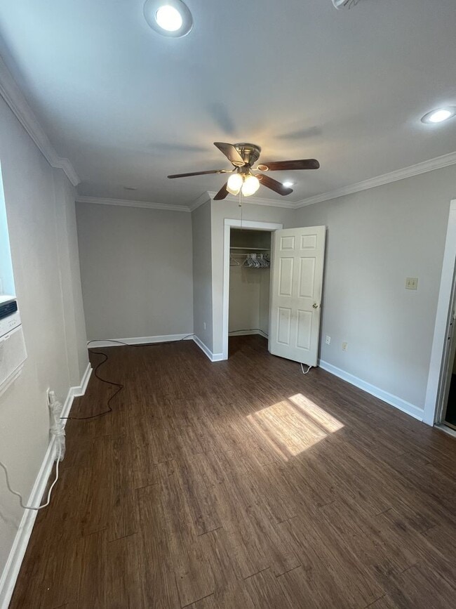 Building Photo - 139 N Carrollton Ave