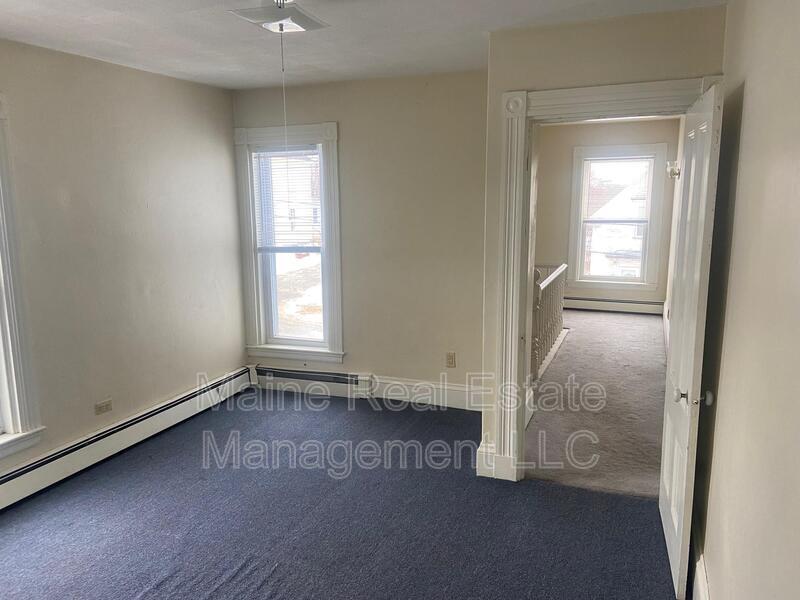 46 Dillingham St, Bangor, ME 04401 Condo for Rent in Bangor, ME