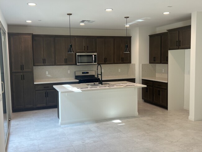 Foto del edificio - 4282 S Malagon Privado