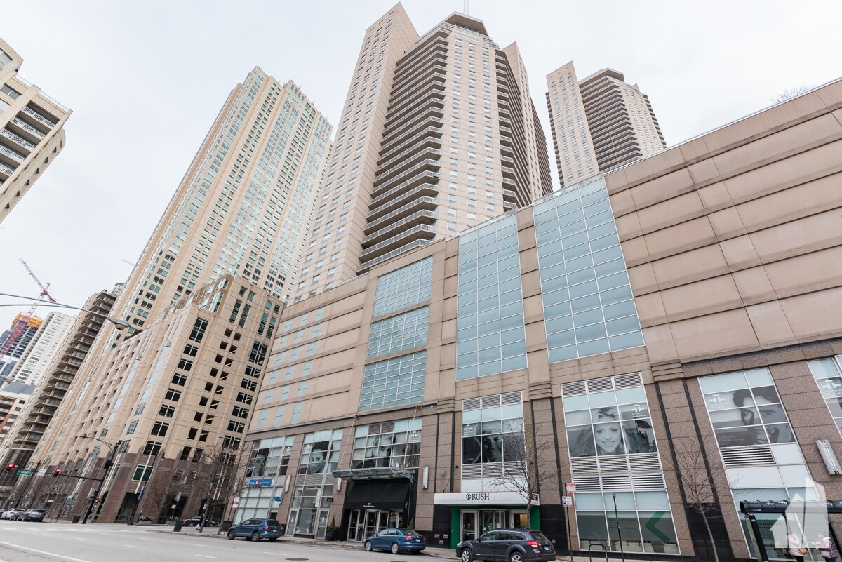 Foto principal - 545 N Dearborn St