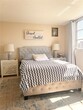 Foto principal - 361 S Hollybrook Dr
