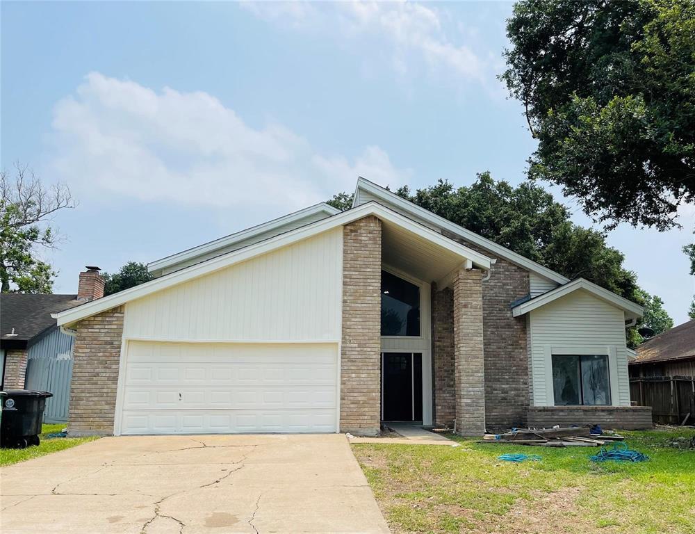 Primary Photo - 10435 Huntington Estates Dr