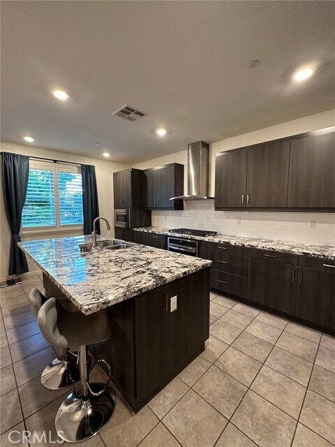Building Photo - 161 Cadence