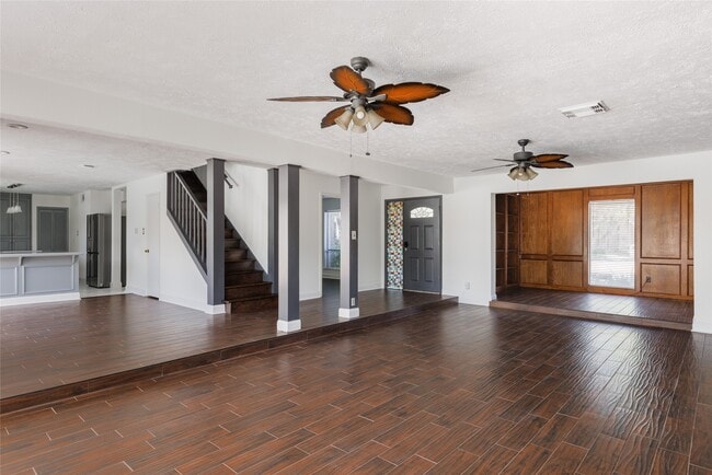 Building Photo - 1210 Westgreen Blvd