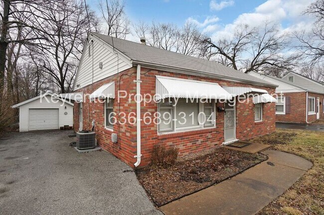Foto del edificio - 1045 N New Florissant Rd