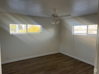 Building Photo - 1414 S Orange Grove Ave