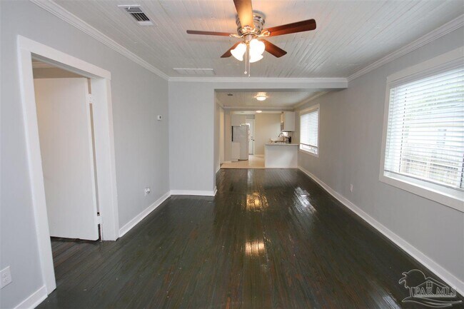 Building Photo - 1008 N 7th Ave