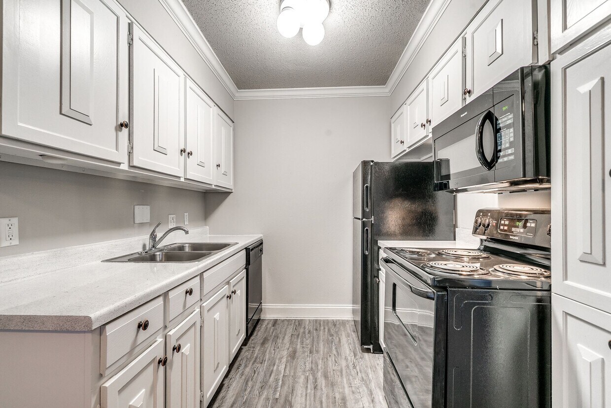 Six100 Meridian Apartments Oklahoma City, OK