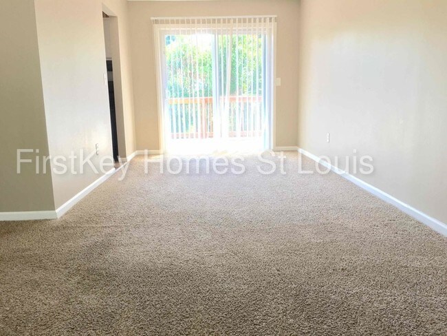 Building Photo - 1246 Borden Dr