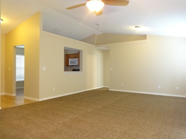 Building Photo - 13404 Silver Leaf Cir