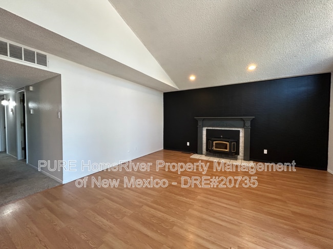 Building Photo - 3509 N Dustin Ave
