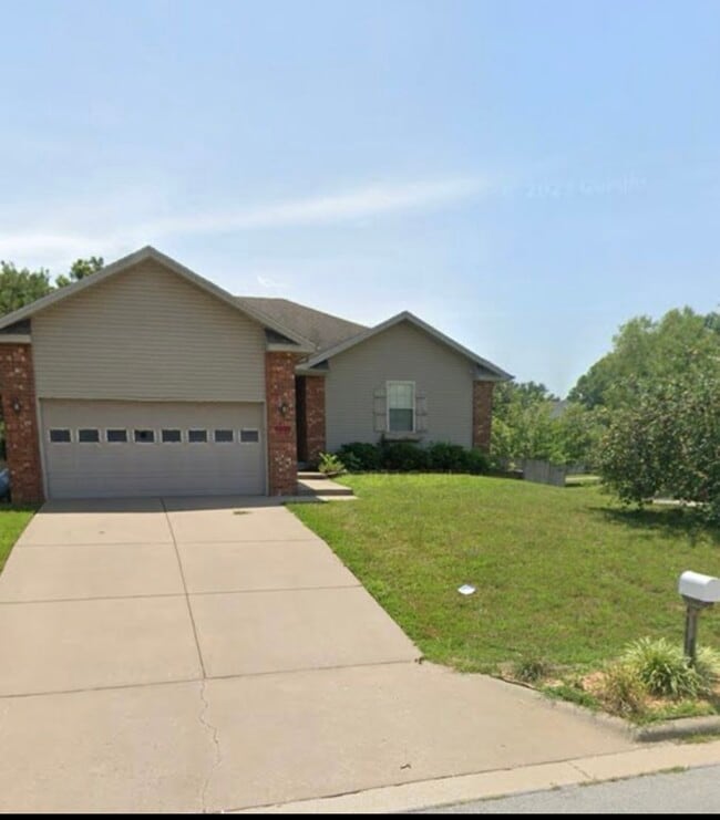 Building Photo - 4060 W Mesa St