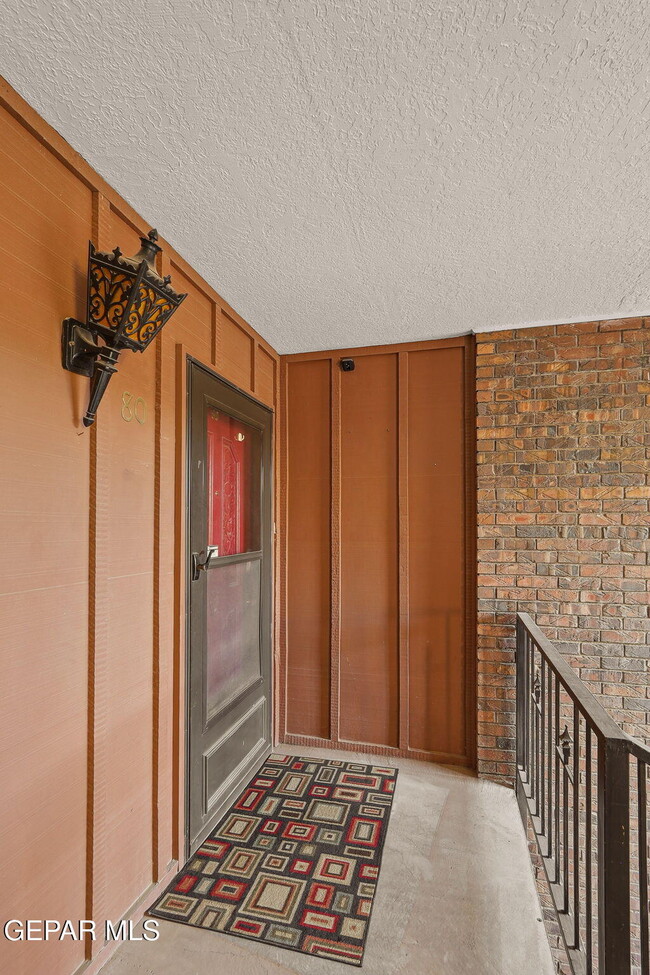 Building Photo - 4800 N Stanton St
