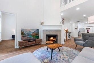 Building Photo - 35 Harvest Wind Pl