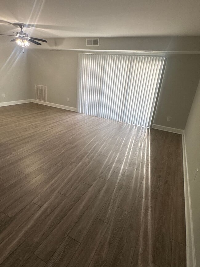Interior Photo - Hewitt Gardens Apartments
