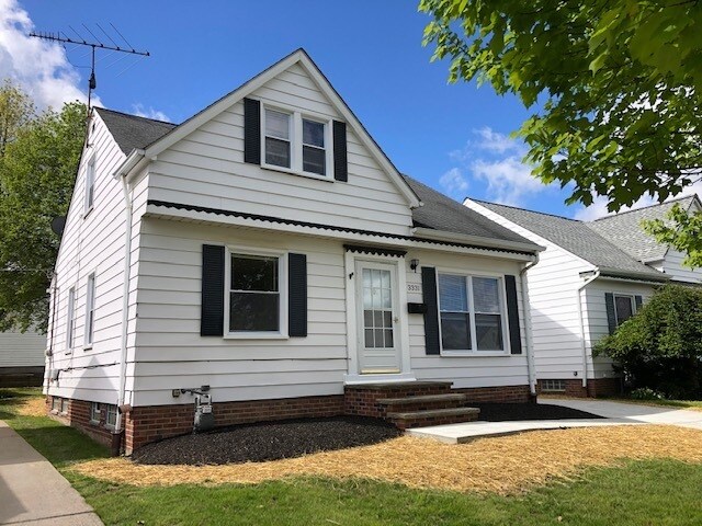 Primary Photo - Cute 3 bedroom