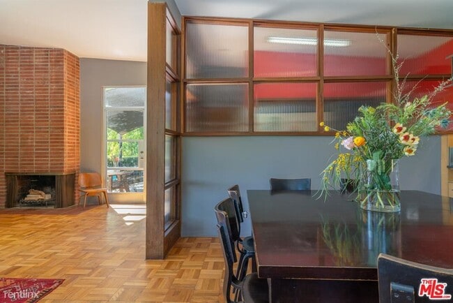 Foto del edificio - 3 br, 2 bath House - 3064 Castle St