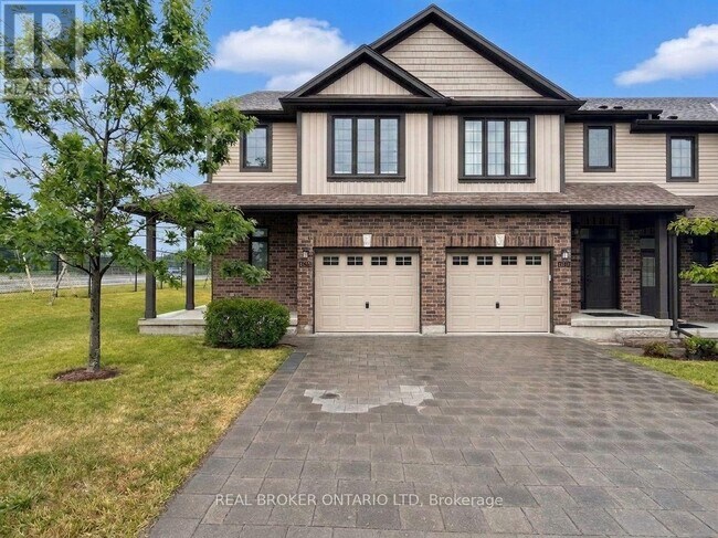 Building Photo - 1054 Oakcrossing Gate