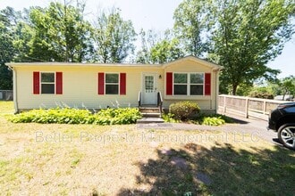 Building Photo - 239 Luciano Ave