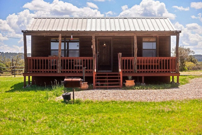 Building Photo - 307 Sagebiel Ranch Rd